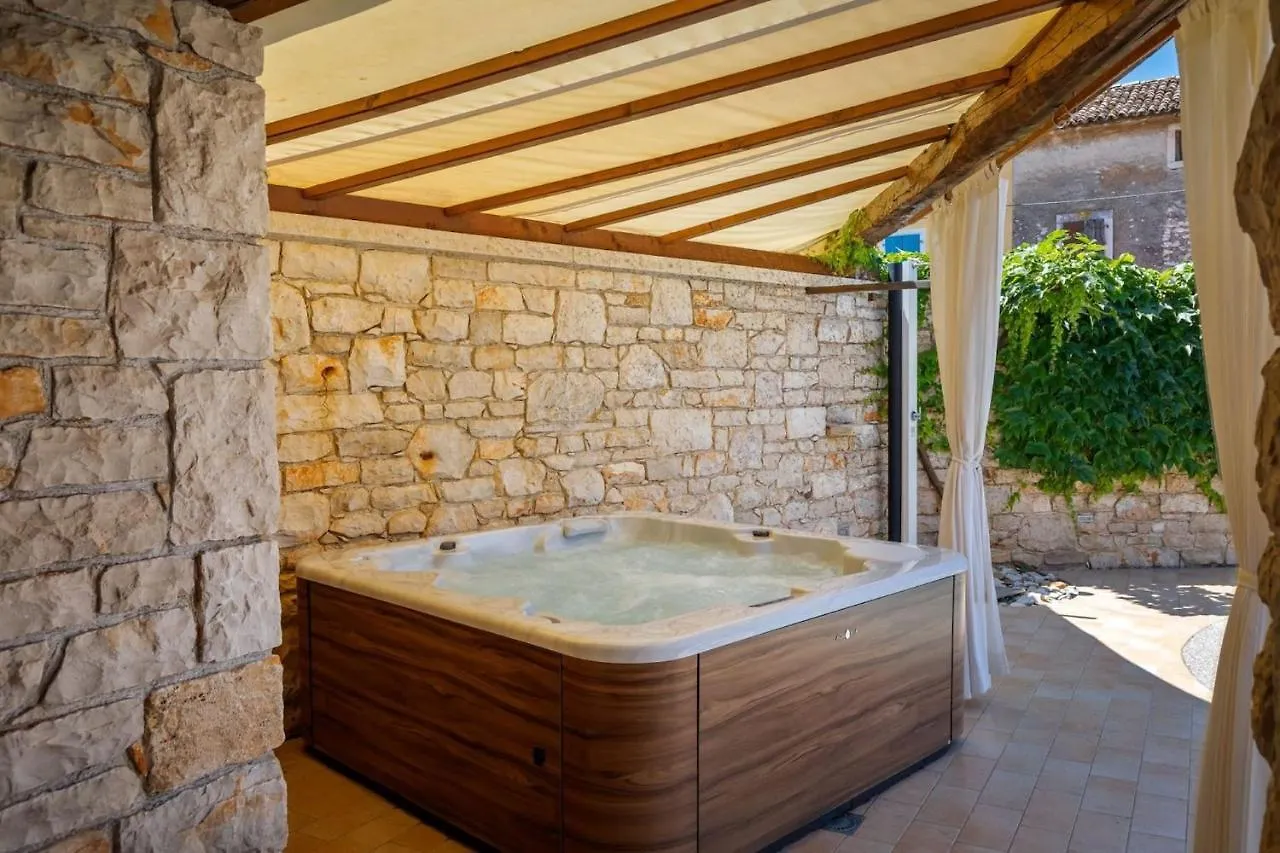 Cepljani Family Villa Elizabeta With Pool In Umag