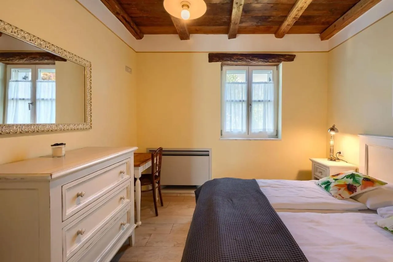Cepljani Family Villa Elizabeta With Pool In Umag