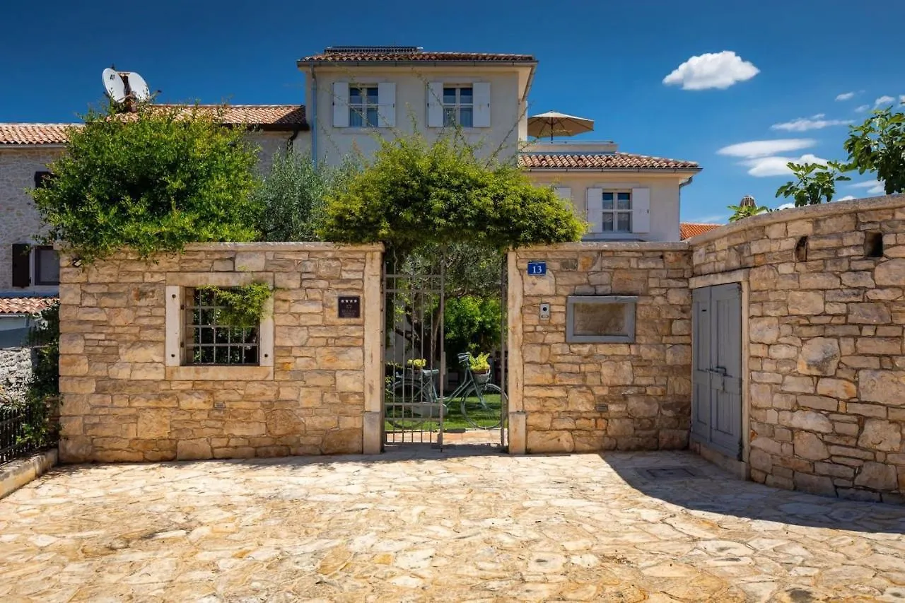 Cepljani Family Villa Elizabeta With Pool In Umag